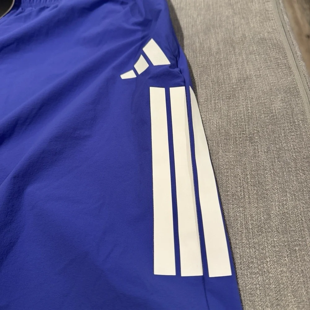 Adidas FIFA World Cup Shorts 2026 Volunteer Mens Blue XLT Soccer NWT